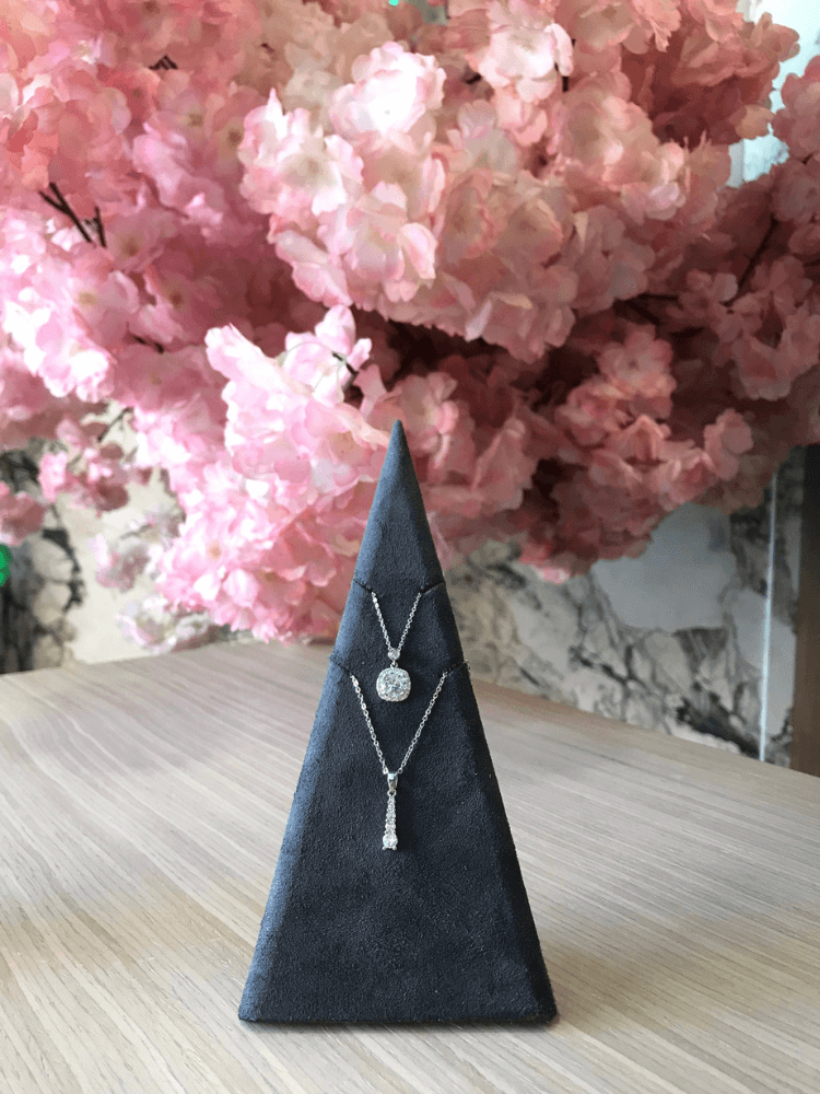 2'li Üçgen Kolye Standı 