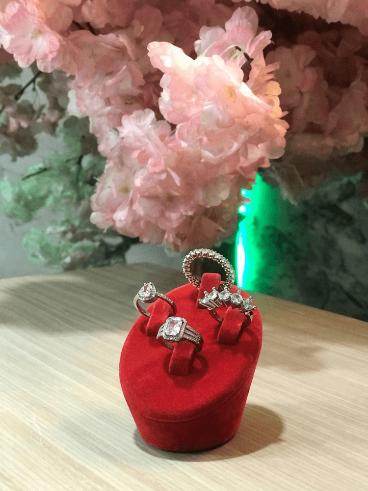 4'Lü Yüzük Standı