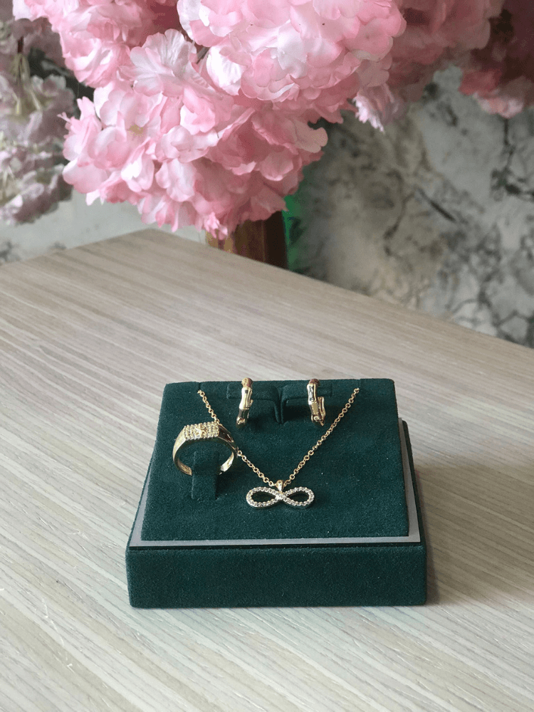 Kolye & Küpe & Yüzük Standı