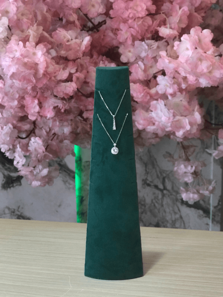 5'li Grup Kolye Standı